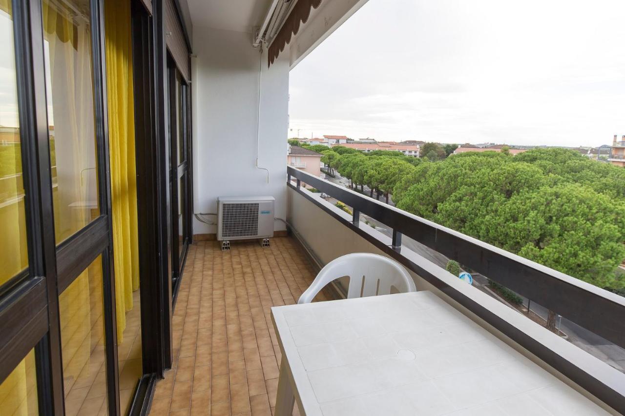 Panfilo Apartment Каорле Екстериор снимка
