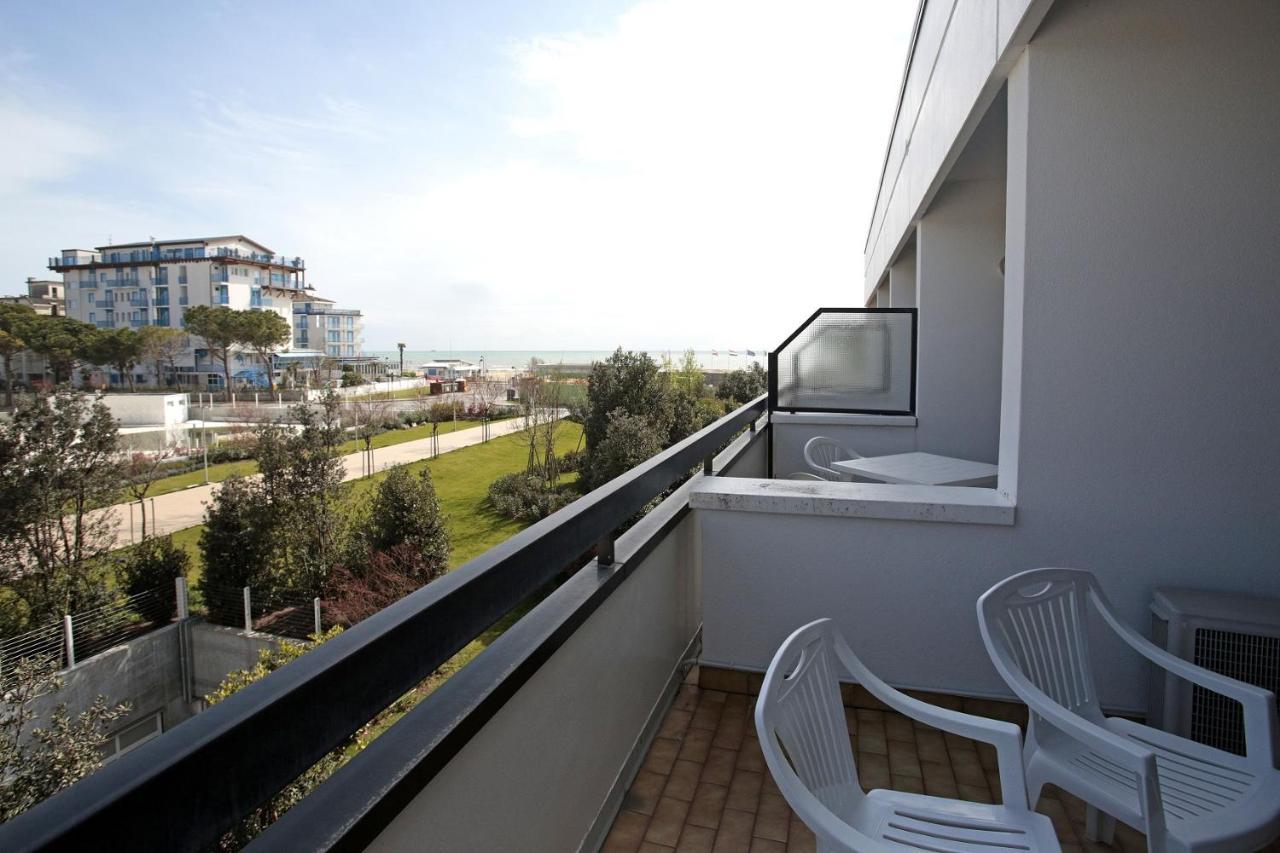 Panfilo Apartment Каорле Екстериор снимка